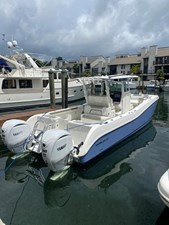 - 5 6_2022 32ft World Cat 325 CC