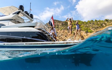 Van der Valk BeachClub 660 Flybridge 5 