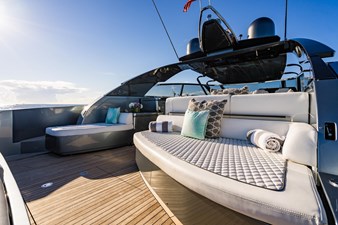 2021 Riva 76' Bahamas 12 