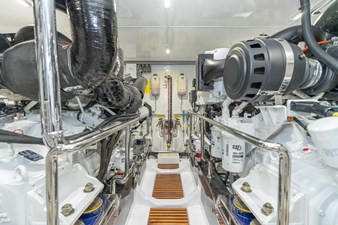 PARAIBA 47 Engine room looking forward