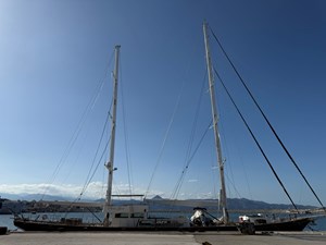 42 M Motorsailor  33 
