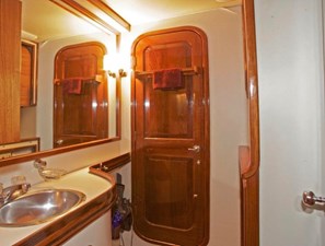 Entertainer 14 60-1985-Gulfstar-MKII-14