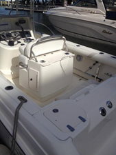 2007 Boston Whaler 240 Outrage 18 19