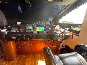 MAJOR AFFAIR 28 Sunseeker 90 Yacht Main Deck Helm