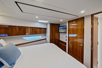 Sapphire 72 53