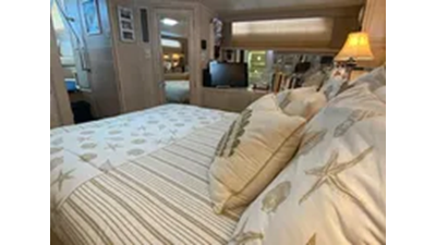 1991 Hatteras 40 Motor Yacht 97 