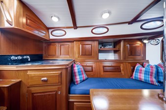 ENCORE 6 Port Interior Aft