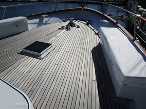SHEPSL X 43 Foredeck