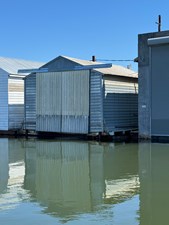 1967 Larson Boathouse 17 