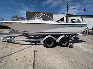 2001 Sea Hunt Escape 200 6 