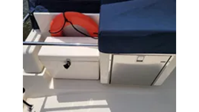 2009 Mainship 34 Trawler 64 