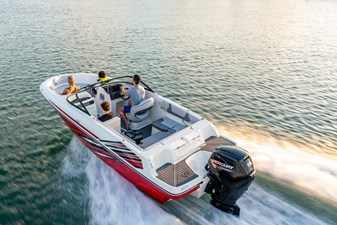 Bayliner VR4  5 