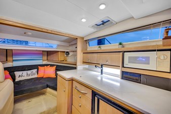 1999 Bayliner 3255 Avanti 15 