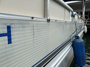 02 Bennington 257L Pontoon NLSQ 62 