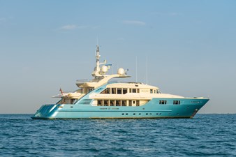 AQUAMARINA 9 