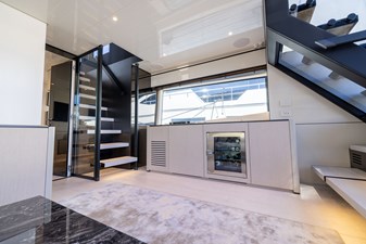 Athena 14 Salon