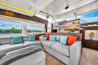 2015 Prestige 750 45 