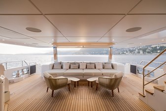 Olivia 30 M_Y OLIVIA - Main Deck Aft 1