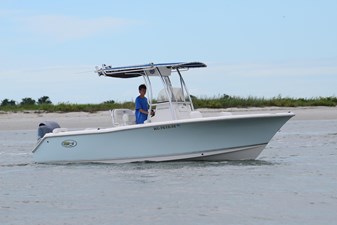 2017 Sea Hunt Triton 225 1 