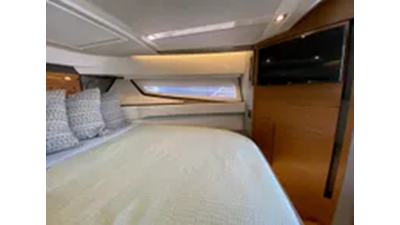 2021 Tiara Yachts 43 LE 23 