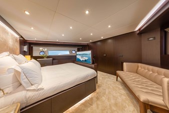 Cecilou 26 CECILOU-46CECILOU-CECILOU 27m Cayman Yacht For Sale Guest VIP Cabin