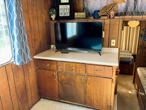 77 Sumerset 14 x 58 Aluminum Hull with Catwalks 44 