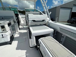 2024 Blackfin 302 DC 27 