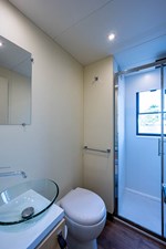 44 Powercat 45 44_overblue_powercat_guest_head_2