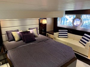 Smitten 2 48-2014-Sunseeker-San-Remo-02