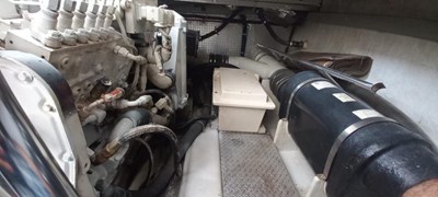 - 26 27_2004 43ft Mikelson 43 Sportfisherman CANAL LADY