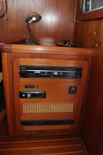 RED OCTOBER 52 Salon entertainment center