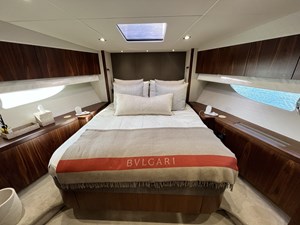 SUNSEEKER PREDATOR 57 7 VIP Stateroom