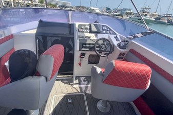 SUNSEEKER TOMAHAWK 37 4 Tomahawk 37