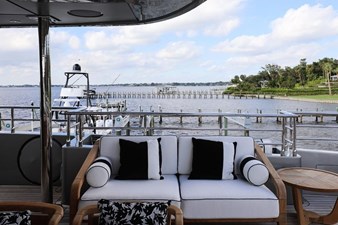 120' Majesty 2025 80 