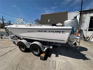 2001 Sea Hunt Escape 200 7 