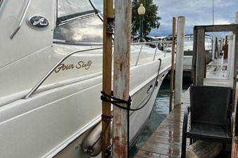 2001 Sea Ray 460 SUndancer 9 
