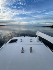 SEAGLASS 10 2006 American Tug 41: Dinghy Cradles