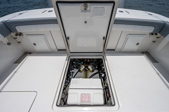 Hung Over 18 cockpit-5