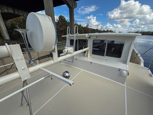 LITTLE LADY 53 Upper Deck