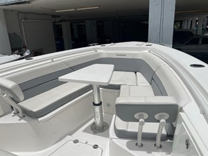 2018 Everglades 335 Center Console 34 