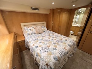 Sleepover 43 50B. Mid VIP
