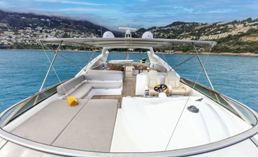 Sunseeker Yacht 90  4 Sunseeker 90