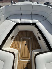 Sea Ray 34 