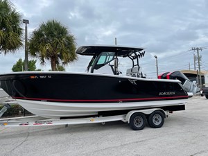 - 1 2_2022 27ft Blackfin 272 CC
