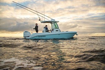 2023 Everglades 235CC 34 