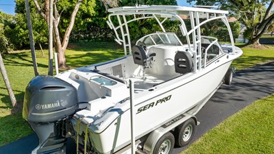 Sea Pro 240 Dual Console 48 HighRes-48 (Custom)