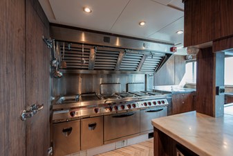 KORU 47 Galley