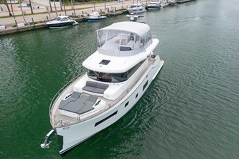 2023 Sirena 58 11 