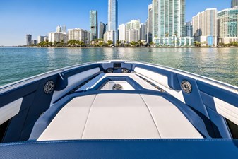 42 AURORIS 3 9181220_20240104072048428_1_XLARGE