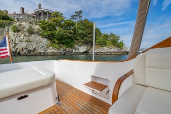 ELOISE 13 Cockpit Detail Boarding Step